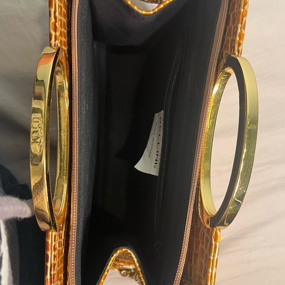 BELLINI Snakeskin Clutch Hand Bag in Yellow Gold - Picture 10 of 10